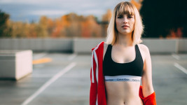 sport woman-3057294 1280